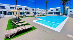 Beautiful 1 bed apt first floor with air con & free WiFi Atlantic View Apt 11a